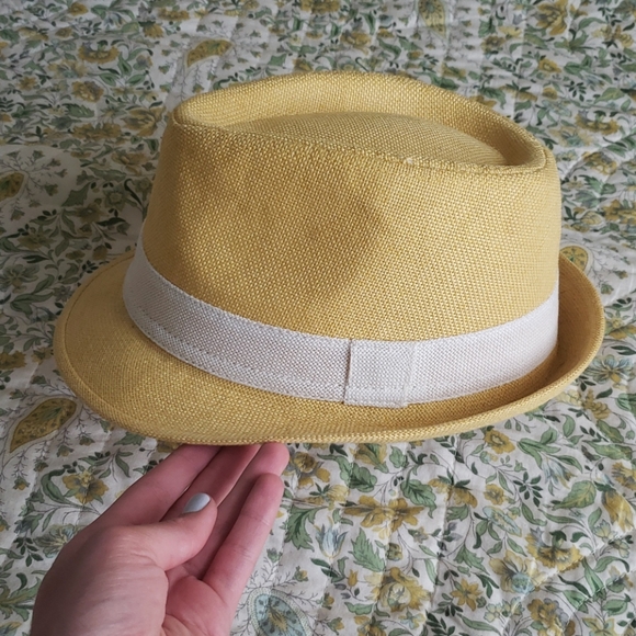 Forever21 Yellow canvas fedora hat with cr… - Picture 3 of 6
